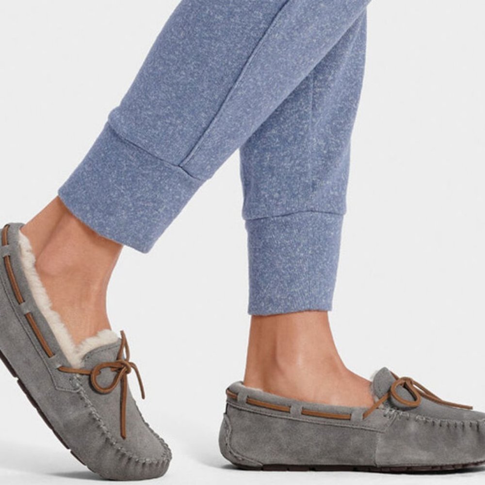 UGG Dakota Moccasins Cozy Indoor Outdoor Slippers